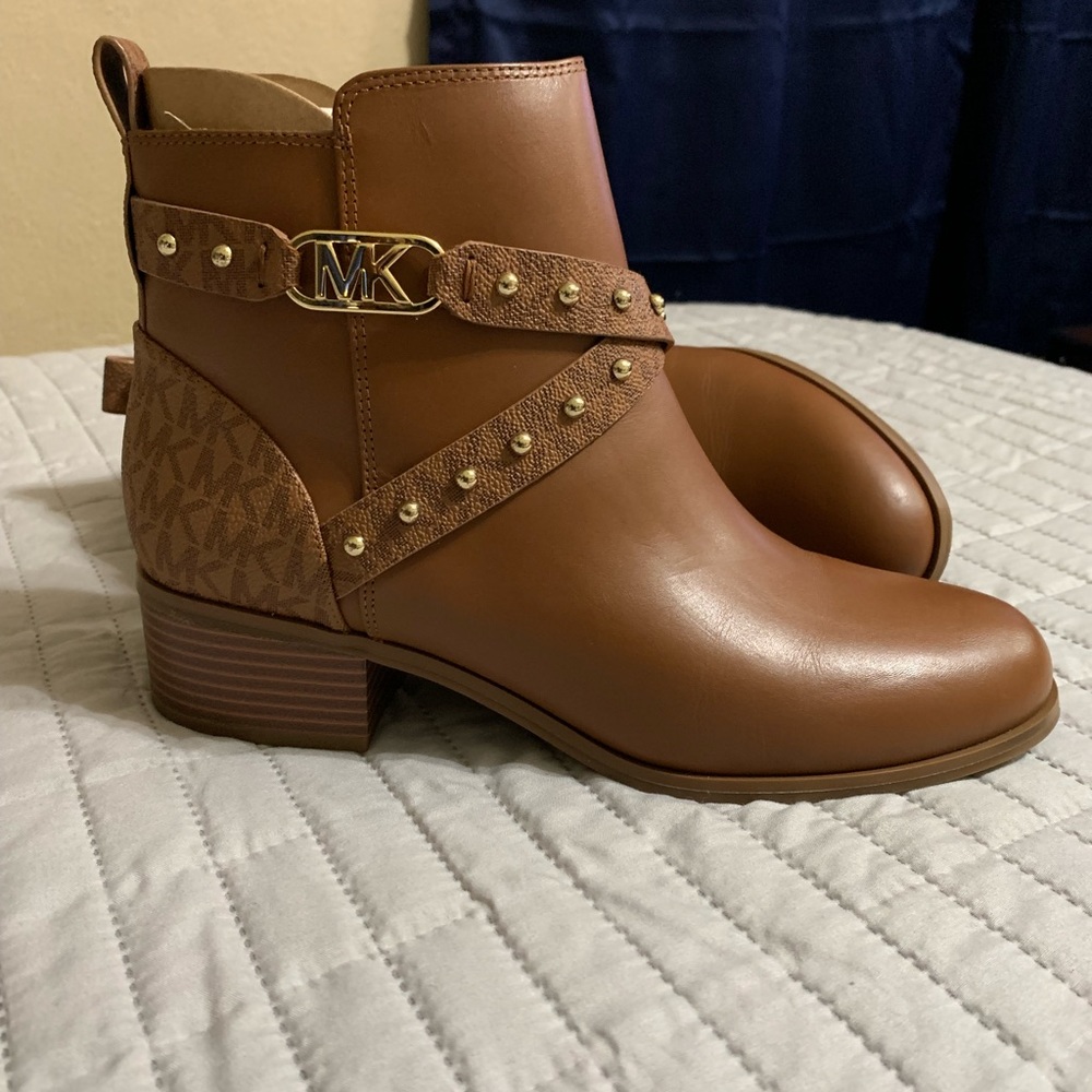 Michael Kors flat booties